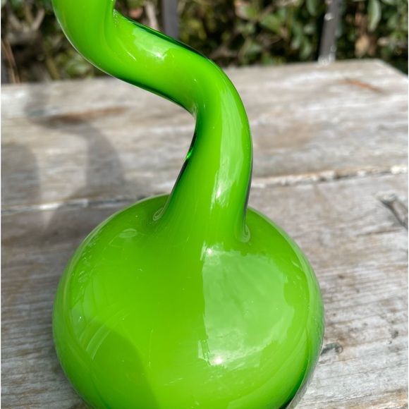 Normann Copenhagen green glass MCM Swing Vase 8 inch - Picture 4 of 8